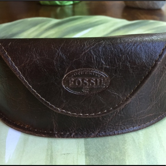 fossil eyeglass case